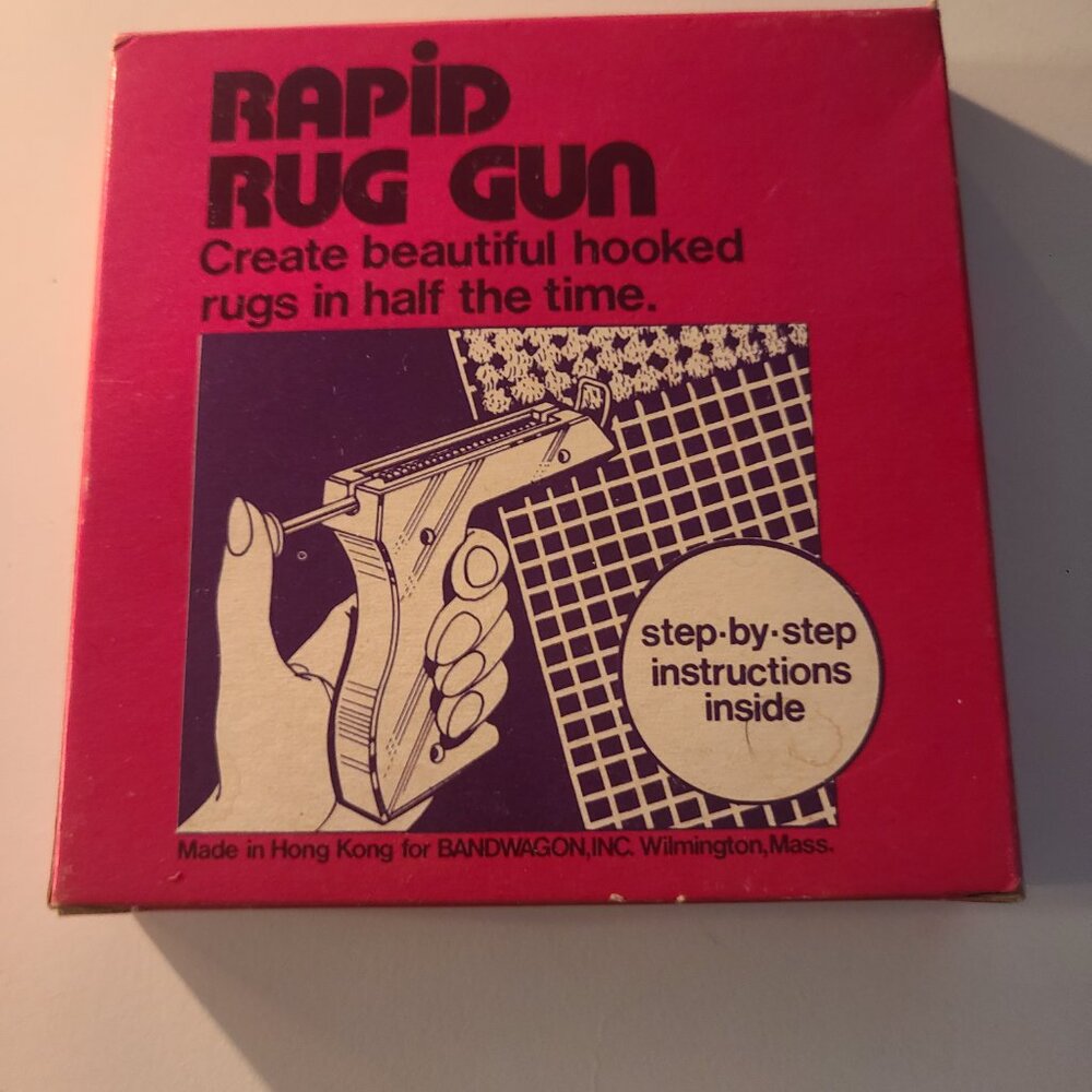 Vintage RAPID RUG GUN for Latch Hooking TOOL - RUGS/WALL HANGING - 1960's In Box